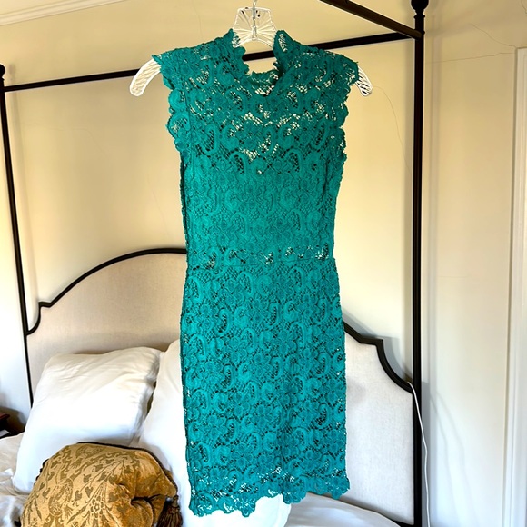 NIGHTCAP by Carisa Rene Lace Dixie Bodycon Slip On Dress - Emerald green - Picture 5 of 8